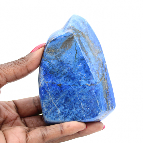 Adorno de lapislázuli de Afganistán, piedras preciosas pulidas.