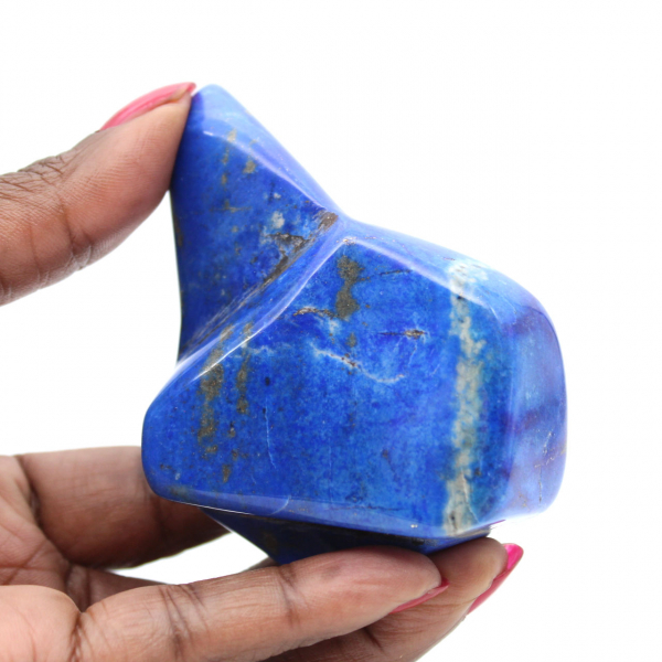 Adorno de lapislázuli pulido, colección azul ultramar