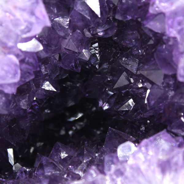  Geoda de amatista de Brasil con cristales morados para coleccionistas