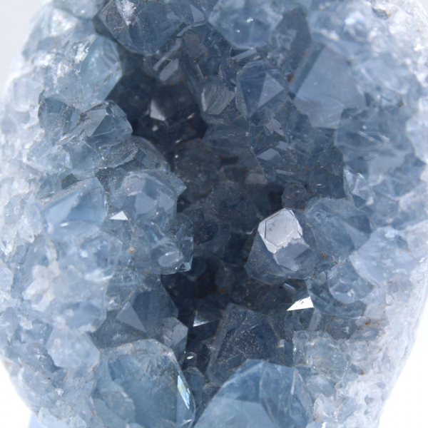 Bloque natural de celestita azul de Madagascar