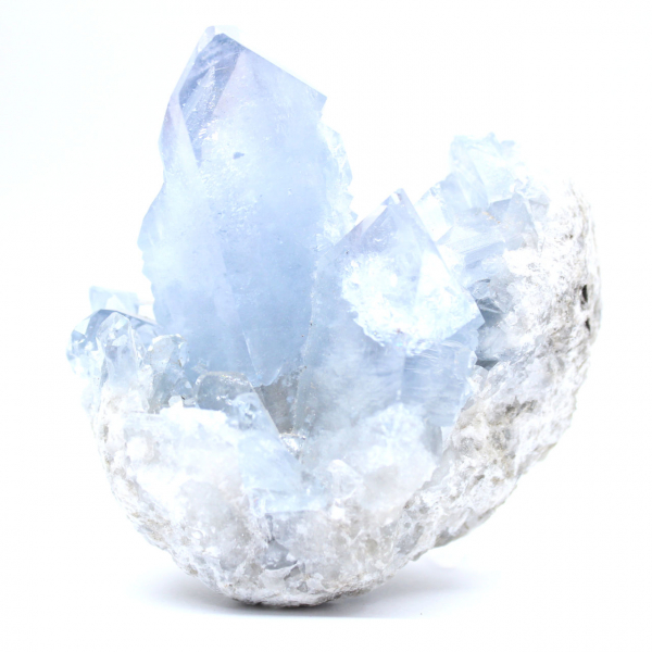 Geoda de celestita azul rara de Madagascar