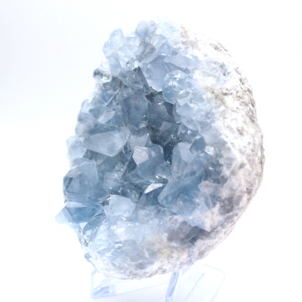 Celestita azul de geoda natural de Madagascar