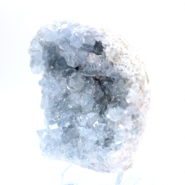 Geoda de cristal de celestita azul de Madagascar