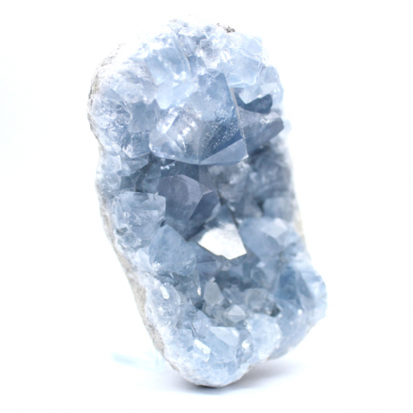 Geoda mineral de celestita azul de Madagascar