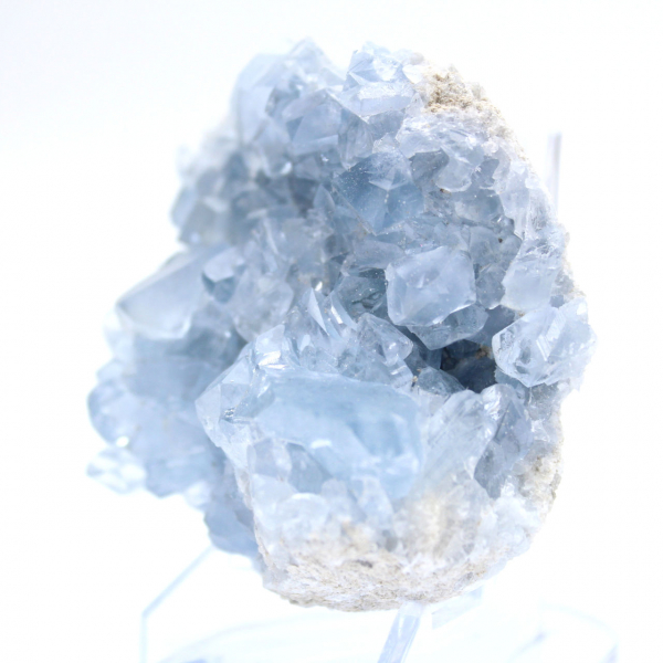 Geoda de celestita azul, mineral natural de Madagascar