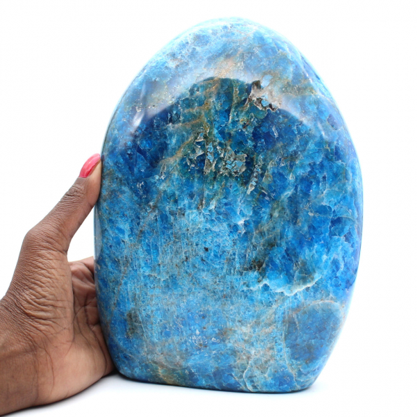 Apatita gigante pulida, prestigiosa piedra ornamental de Madagascar