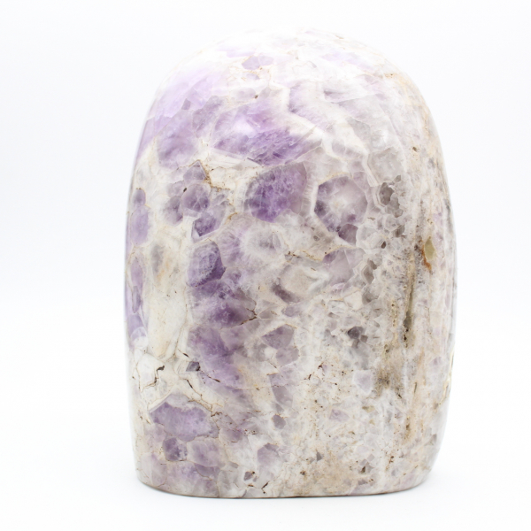 Gran amatista pulida, prestigioso mineral ornamental, Madagascar
