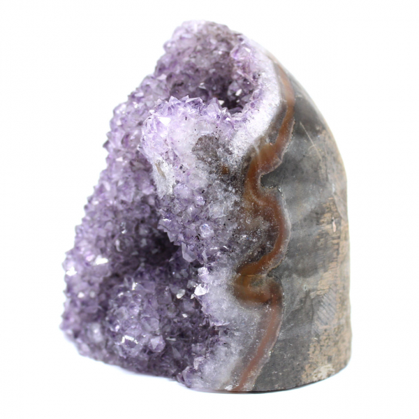 Ejemplar de amatista de Brasil: geoda mineral única