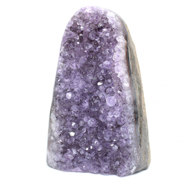 Geoda de amatista para coleccionistas: brillo púrpura brasileño