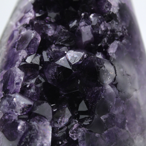 Geoda de amatista violeta