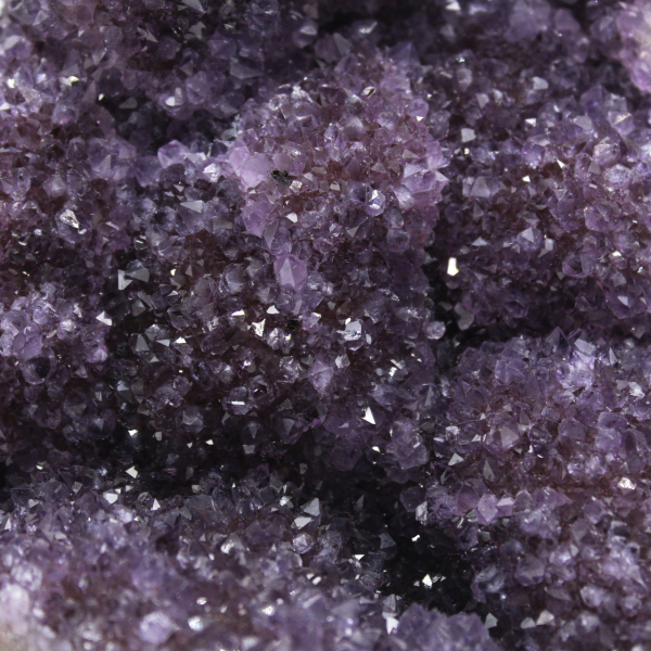 Geoda de amatista, piedra en bruto