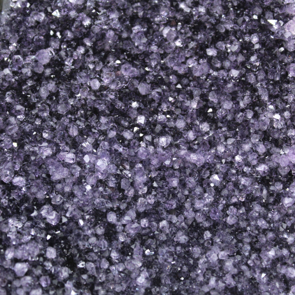 Amatista, decoración violeta