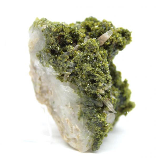 Cristales de epidota verde de Marruecos