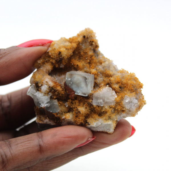 Ejemplar muy pequeño de fluorita: cristales verdes de Marruecos