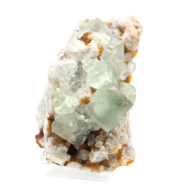 Fluorita verde en bruto: Pequeño cristal sobre su matriz, Marruecos