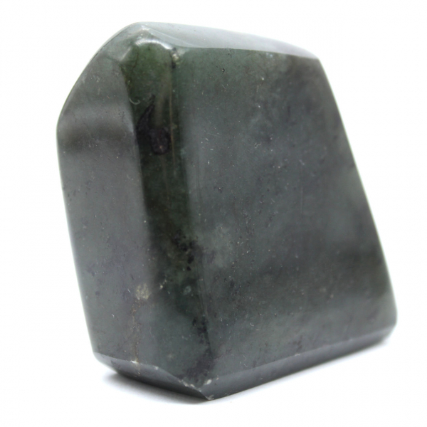 Labradorita pulida, ejemplar compacto de Madagascar