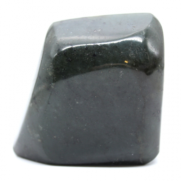 Labradorita pulida, ejemplar compacto de Madagascar