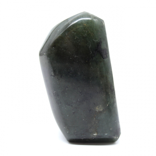 Labradorita pulida, ejemplar compacto de Madagascar