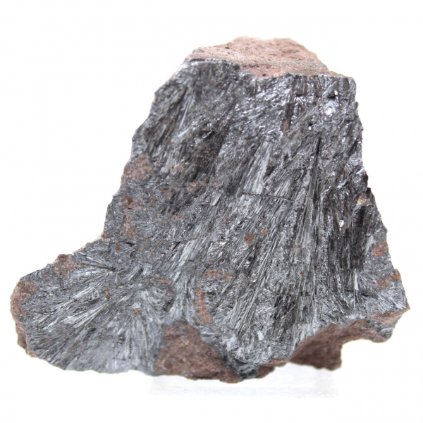 Pequeño adorno de pirolusita, cristalización