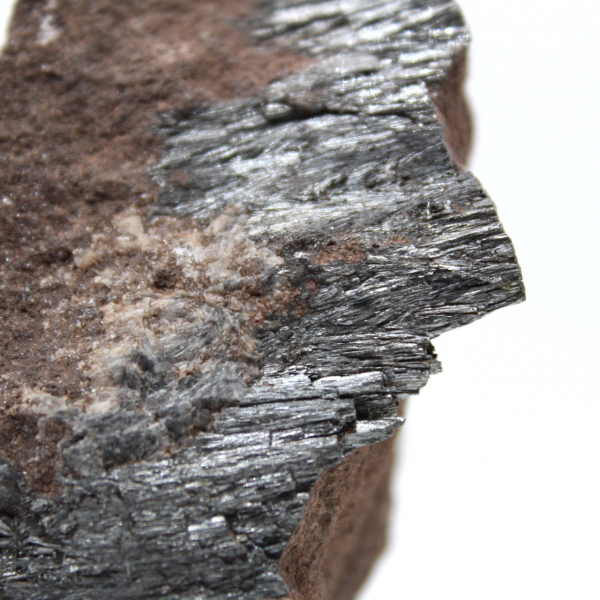 Cristalización de pirolusita de Marruecos, ejemplar en bruto.