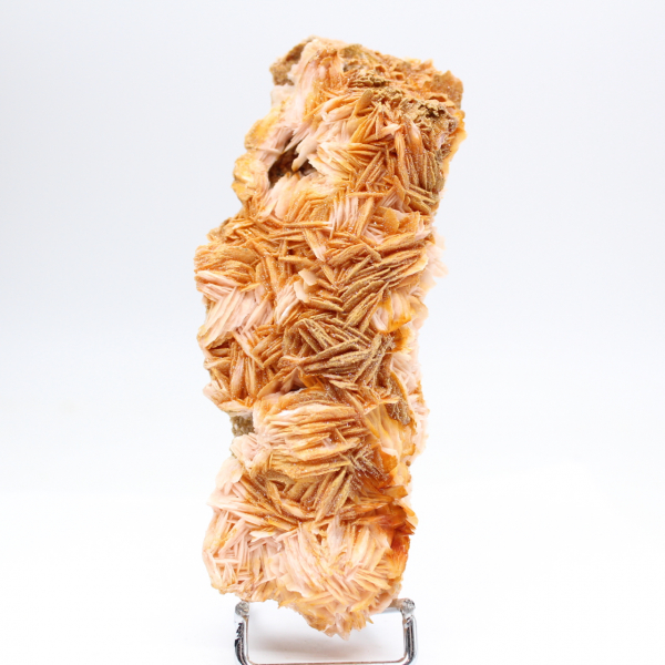 Barita naranja marroquí en cristalización natural