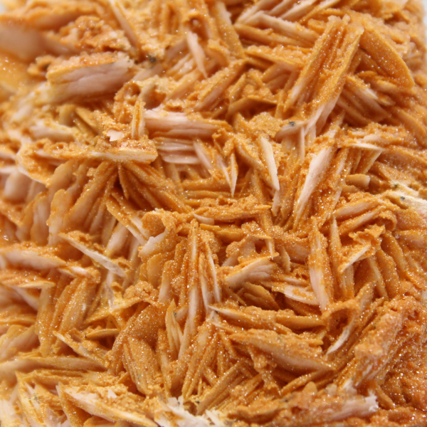 Cristales naturales de barita naranja marroquí