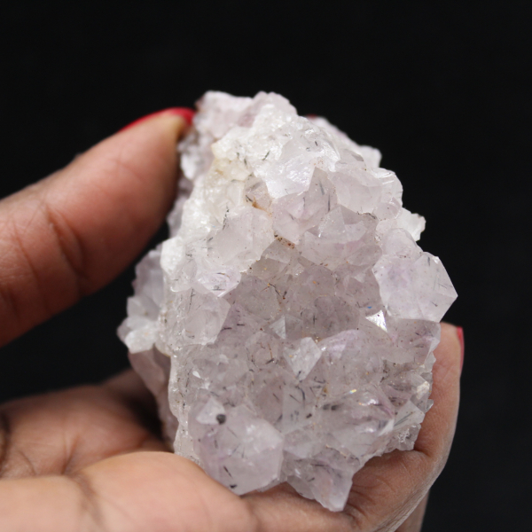 Pequeño cuarzo con goethita, roca de colección procedente de Marruecos