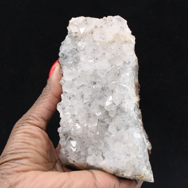 Cuarzo marroquí en bruto con filamentos, drusas y cristales de goethita.