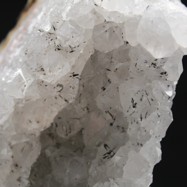 Ejemplar de cuarzo y goethita de Marruecos, geoda de filamento