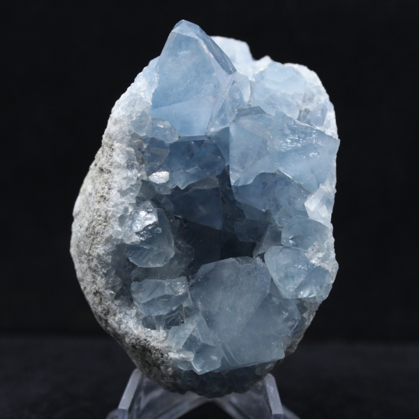 Geoda de celestina masiva de Madagascar