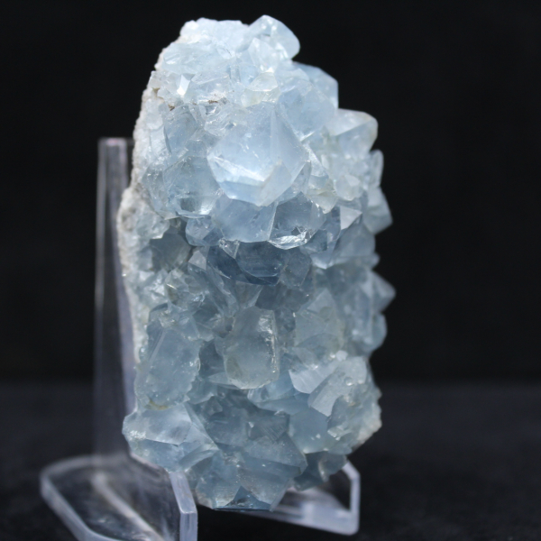 Drusa de celestina de Madagascar - Ejemplar compacto