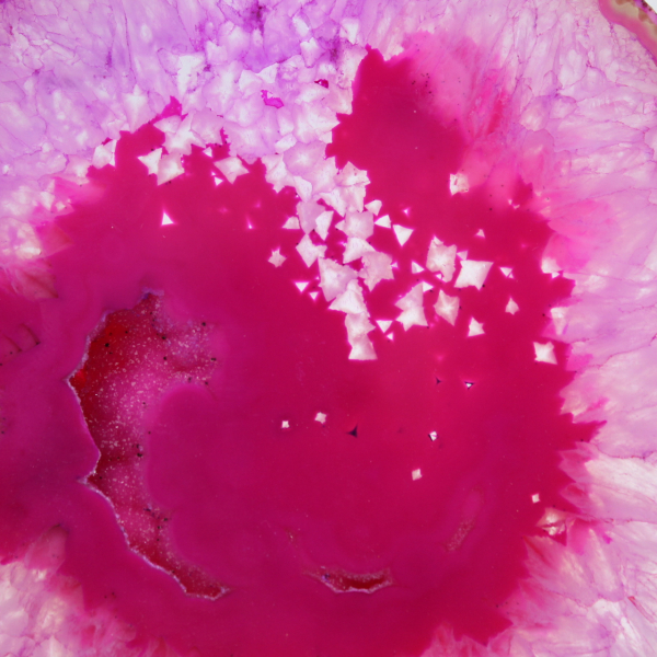 Ágata laminada teñida de rosa natural