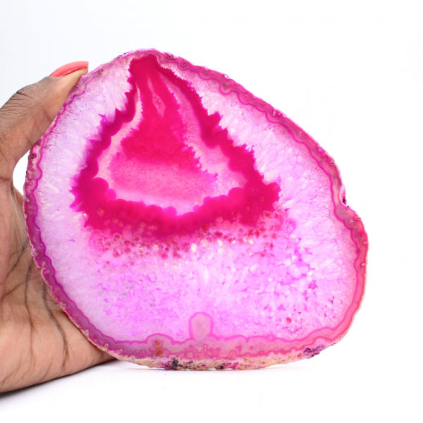 Rebanada pulida de ágata teñida de rosa