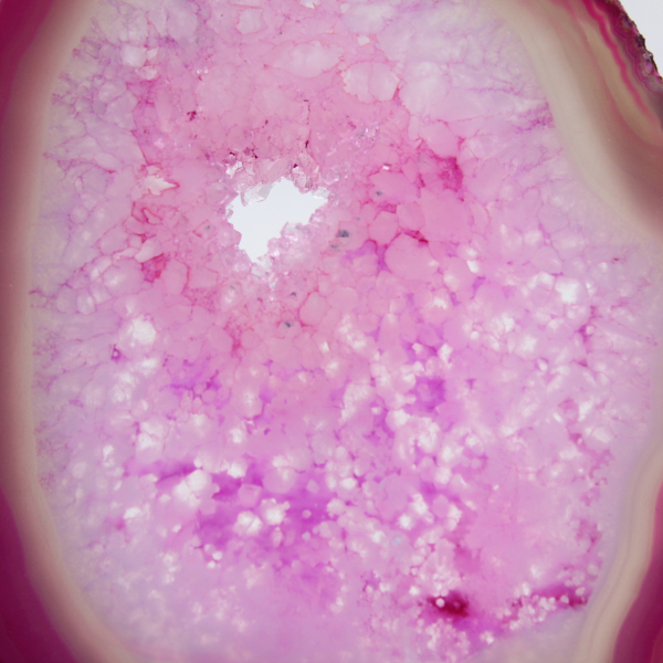 Ágata brasileña pulida de color rosa