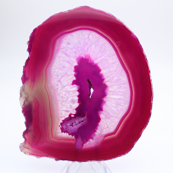 Ágata rebanada pulida teñida de rosa