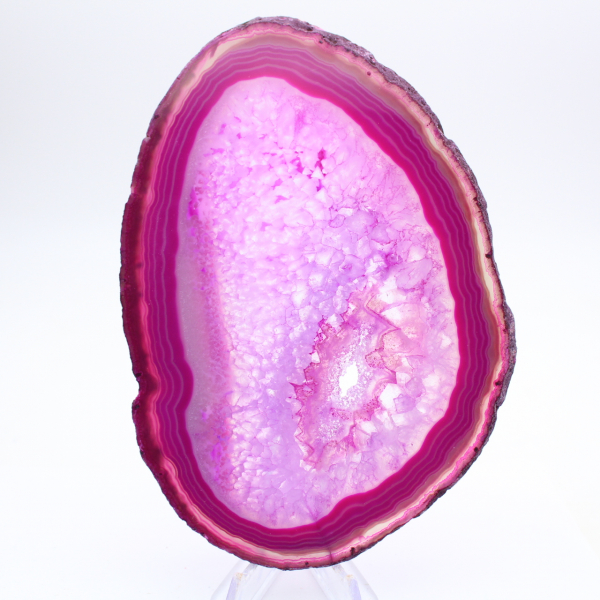 Rebanada decorativa de ágata teñida de rosa