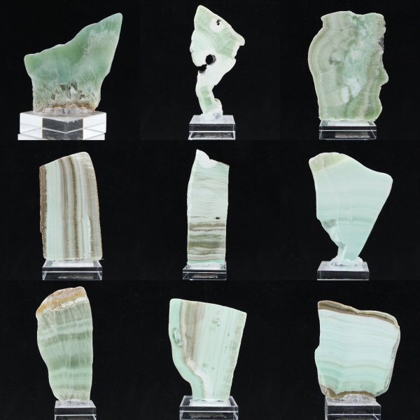 Rebanada de piedra de aragonita verde natural