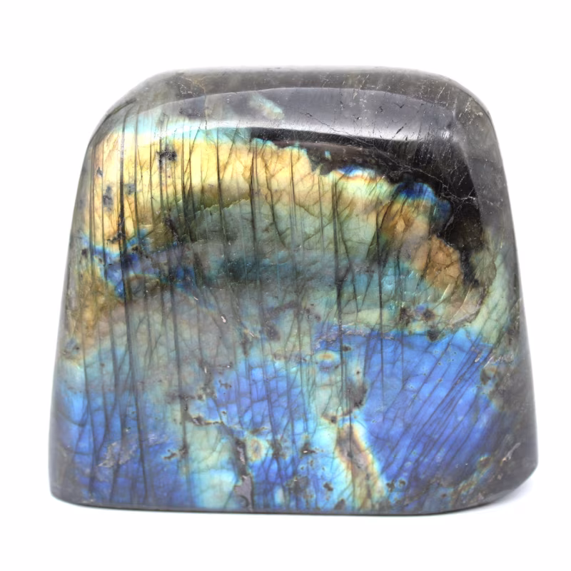 Labradorita: Descubre los secretos de esta piedra con reflejos misteriosos labradorite bloc 019