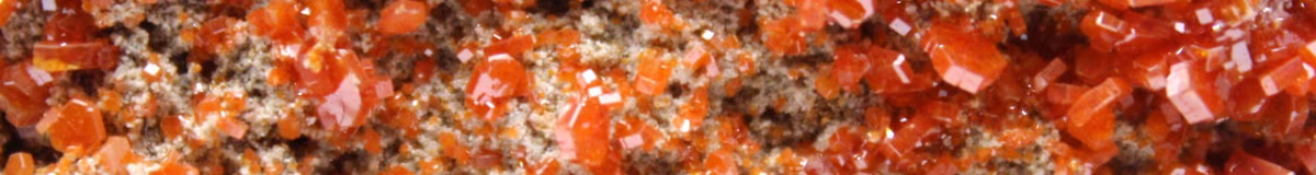 Descubra la vanadinita vanadinite maroc 110