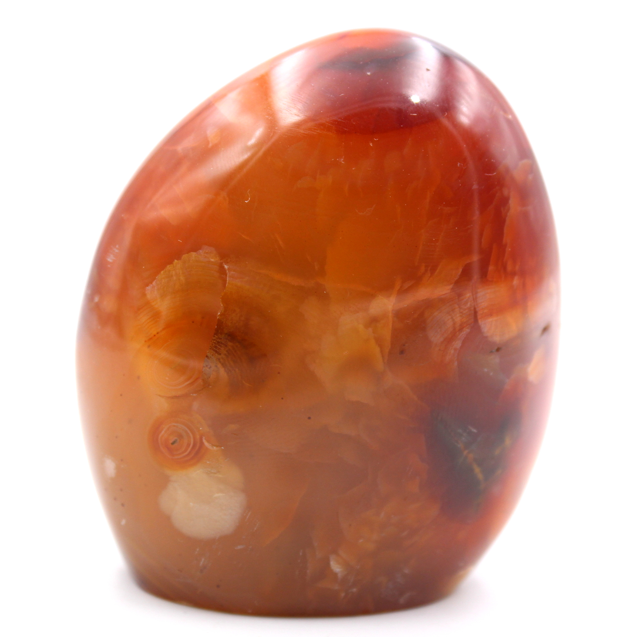 Piedra de cornalina de forma libre totalmente pulida