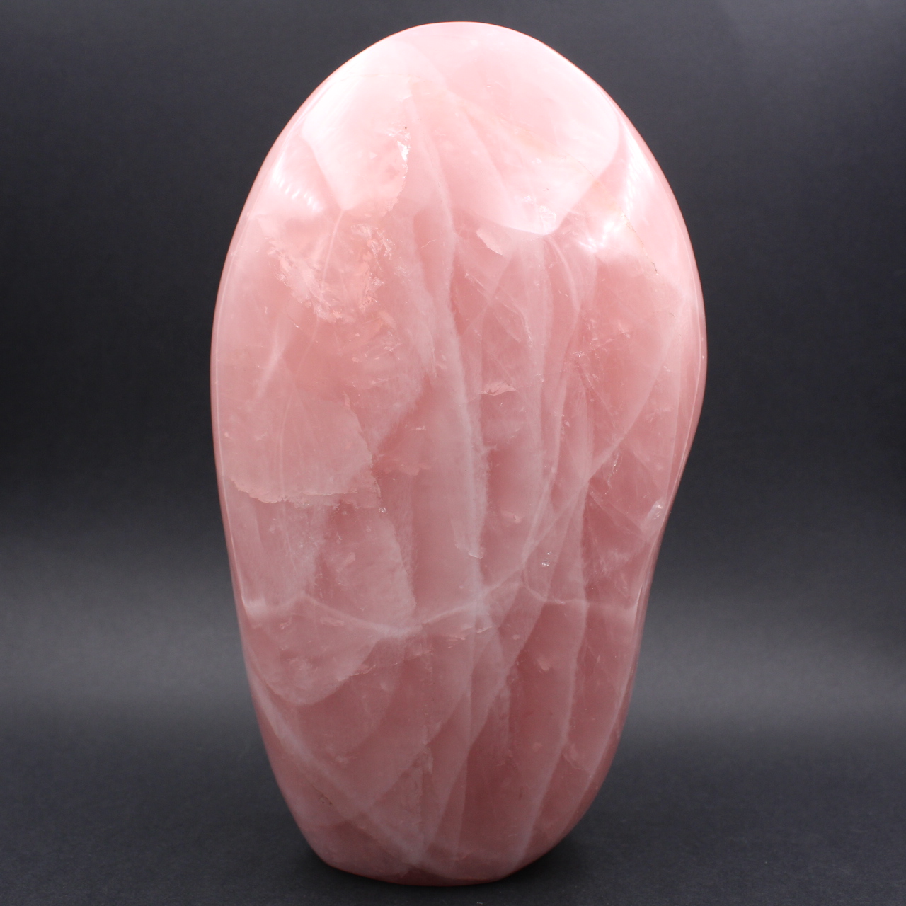 Gran bloque pulido de cuarzo rosa