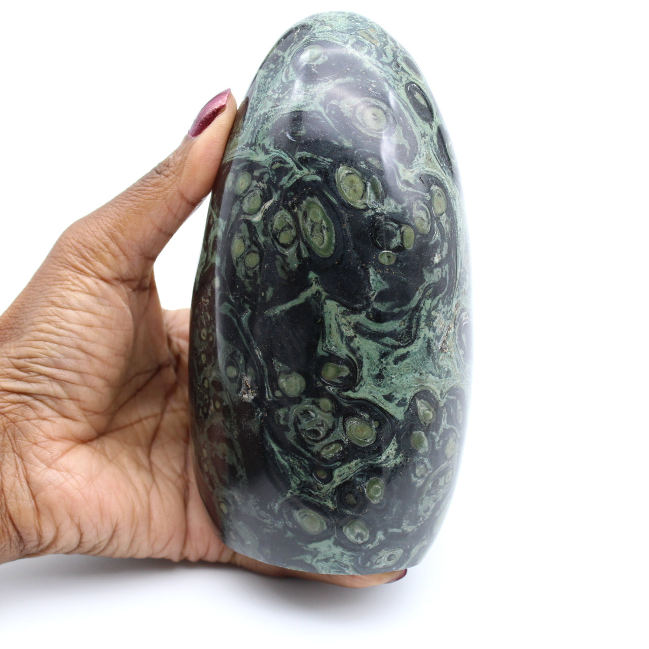 Piedra de jaspe kambaba pulida