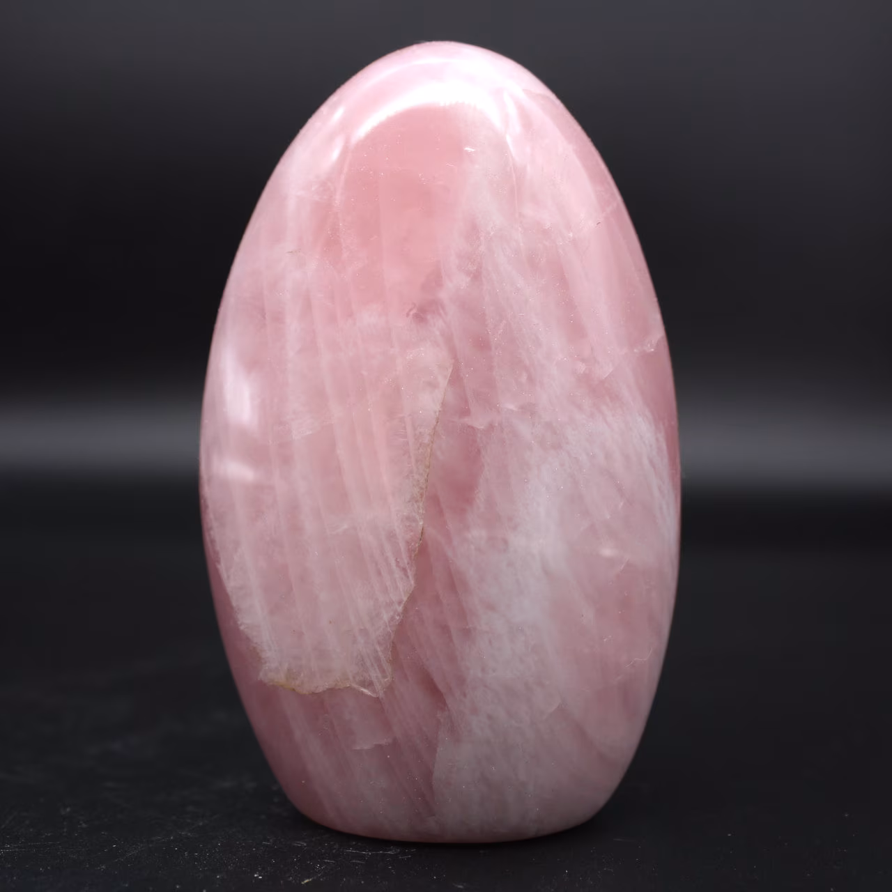 Bloque de cuarzo rosa natural pulido
