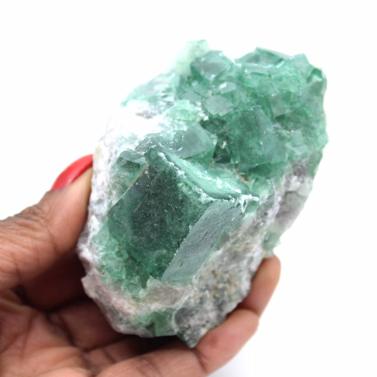 Fluorita natural cruda en matriz
