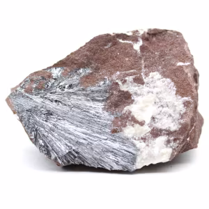 Roca de pirolusita en bruto