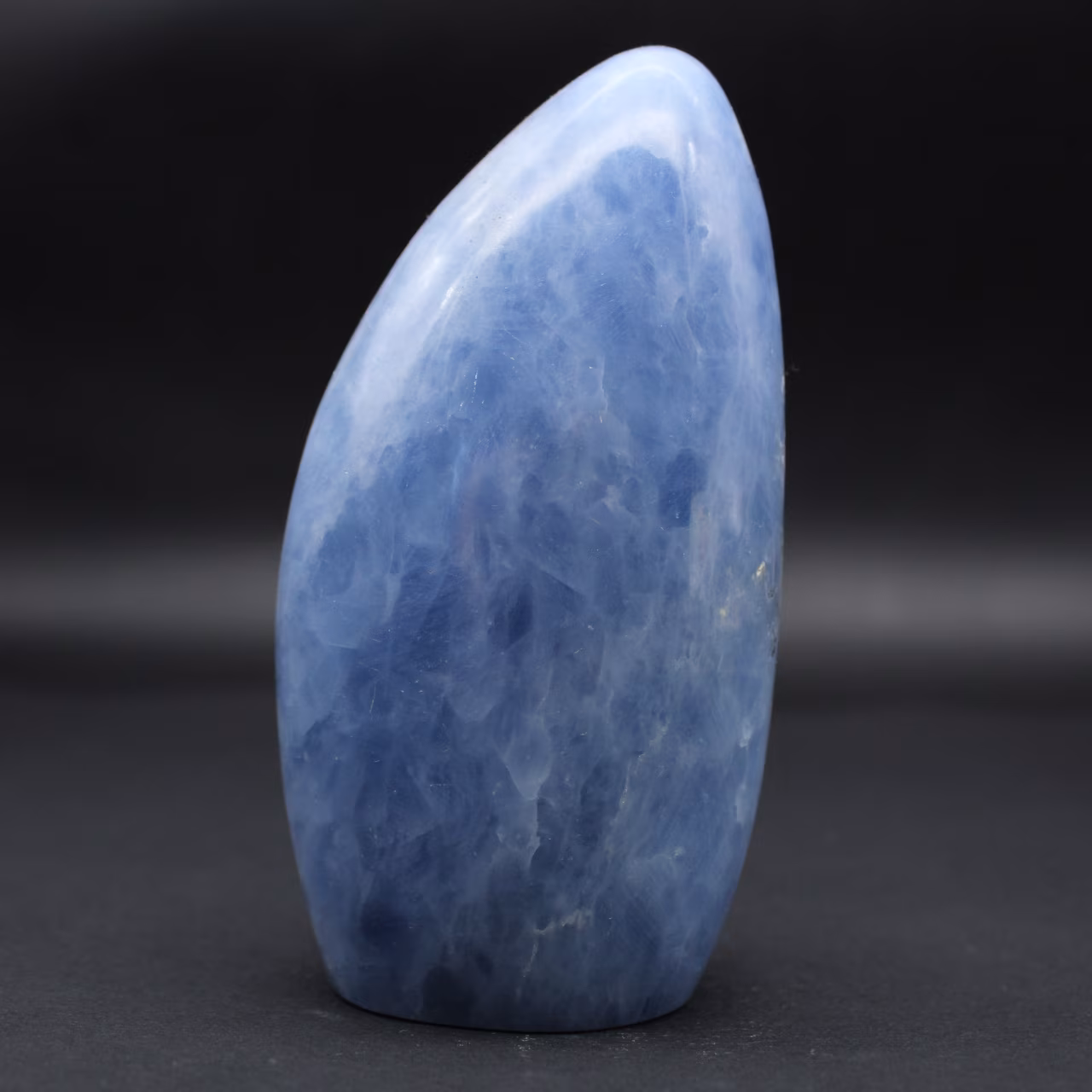 Calcita azul de Madagascar