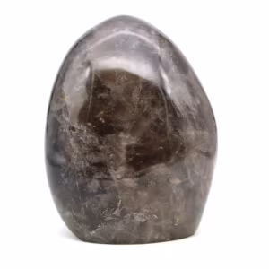 Piedra de cuarzo ahumado pulido