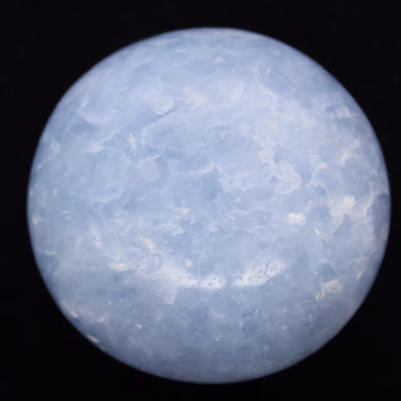 Guijarros de calcita azul