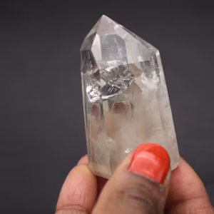 Cristal de roca con inclusión