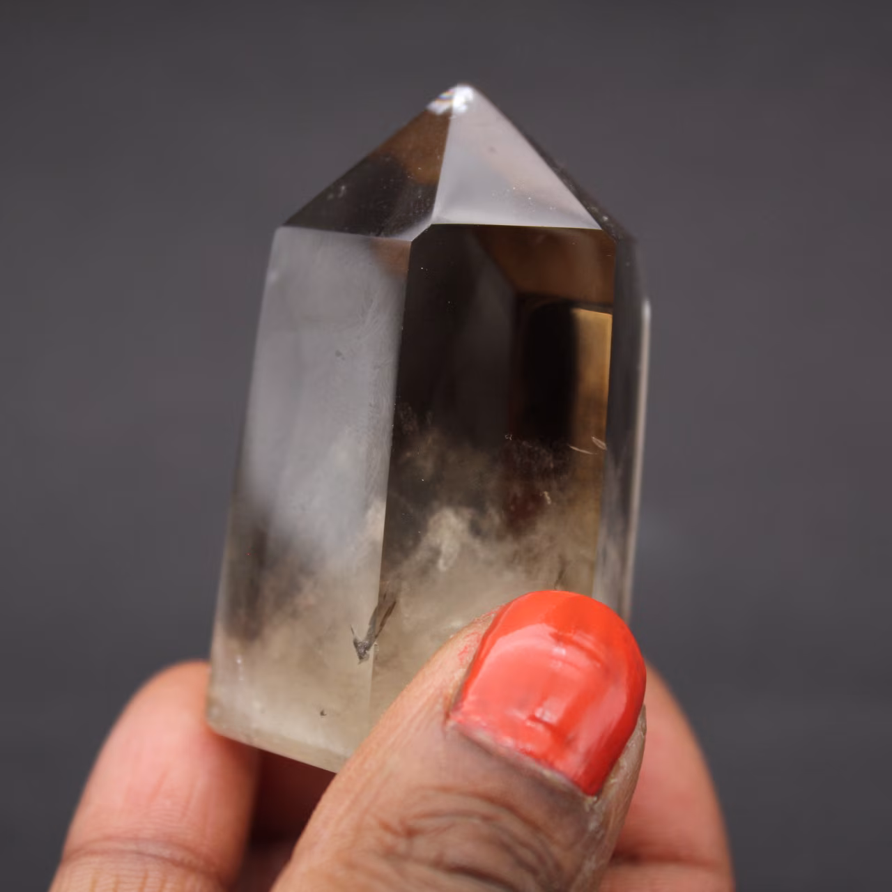 Cristal de roca ahumado con fantasma